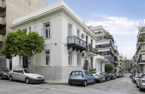 Filopappou Villa | 150 m² Villa ∙ 3 bedrooms ∙ 9 guests
