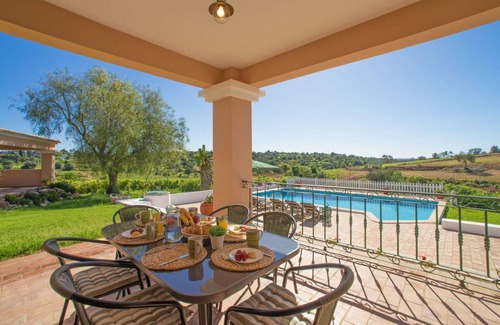 Monte Raposo Villa | 150 m² Villa ∙ 3 bedrooms ∙ 6 guests
