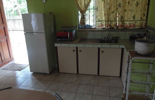 Rivas House | 150 meters from the Police Delegation to the west, Cahuita