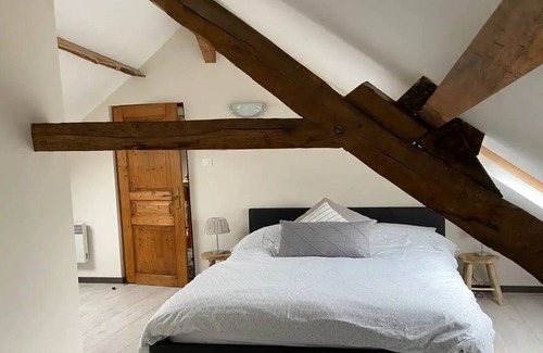 Reffuveille House | 1500 m² House ∙ 2 bedrooms ∙ 6 guests