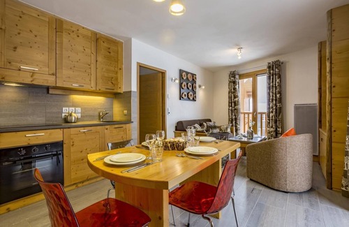 Les Brevieres Apartment | 150m from resort center, fitness, swimming pool, sauna, hammam, balcony, tv, 58m², Tignes