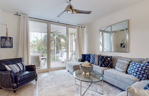 Vanderbilt Beach Condo | 151 m² Condo ∙ 3 bedrooms ∙ 6 guests
