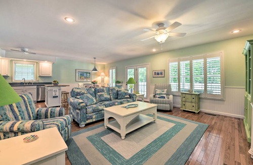 Mooresville House | 152 m² House ∙ 2 bedrooms ∙ 6 guests