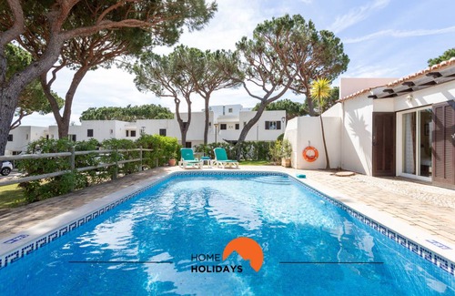 Albufeira Villa | 153 m² Villa ∙ 3 bedrooms ∙ 6 guests