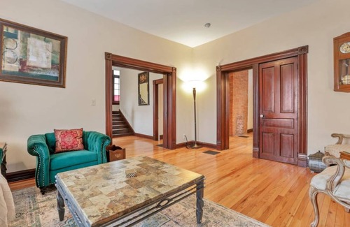 Olde Towne East House | 158 m² House ∙ 3 bedrooms ∙ 8 guests