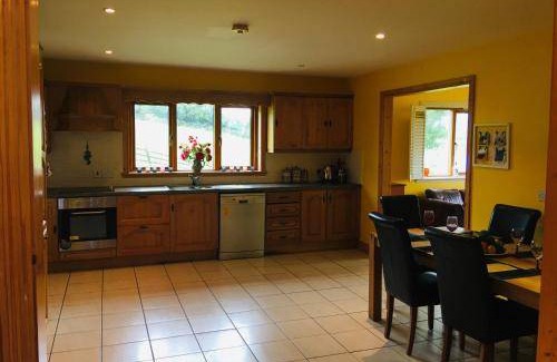 Ballinamore House | 158 m² House ∙ 3 bedrooms ∙ 9 guests
