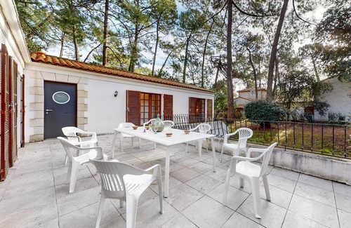 Saint-Georges-de-Didonne House | 160 m² House ∙ 4 bedrooms ∙ 9 guests