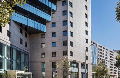 Part Dieu - Bir Hakeim Hotel | 16 m² Hotel ∙ 10 guests