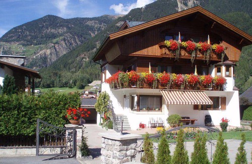 Umhausen Hotel | 16 m² Hotel ∙ 1 bedroom ∙ 2 guests