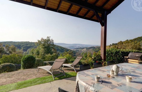 Saint-Christo-en-Jarez Cottage | 160 m² Cabin ∙ 5 bedrooms ∙ 10 guests
