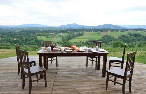 Gruszow Apartment | 160 m² Apartment ∙ 4 bedrooms ∙ 8 guests