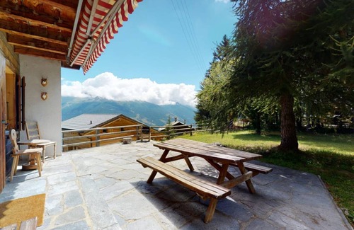 Vex Ski Chalet | 160 m² Chalet ∙ 4 bedrooms ∙ 8 guests