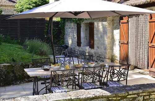 Saint-Martin-de-Vers House | 160 m² Gîte ∙ 3 bedrooms ∙ 6 guests