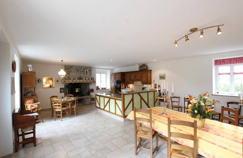 Villedieu-les-Poeles-Rouffigny House | 160 m² Gîte ∙ 3 bedrooms ∙ 8 guests