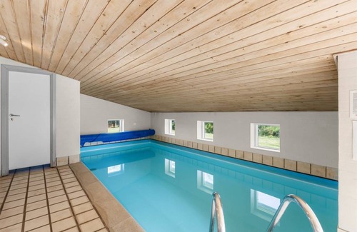 Skastrup Strand House | 160 m² House ∙ 5 bedrooms ∙ 12 guests