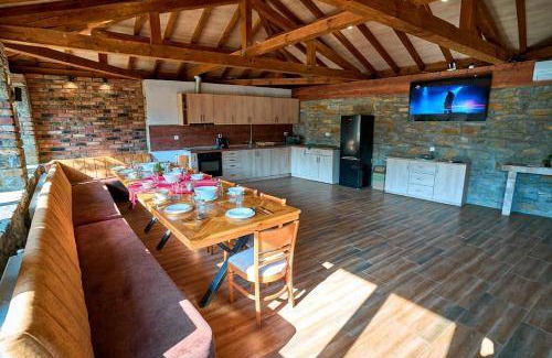 Debnevo House | 160 m² House ∙ 1 bedroom ∙ 13 guests