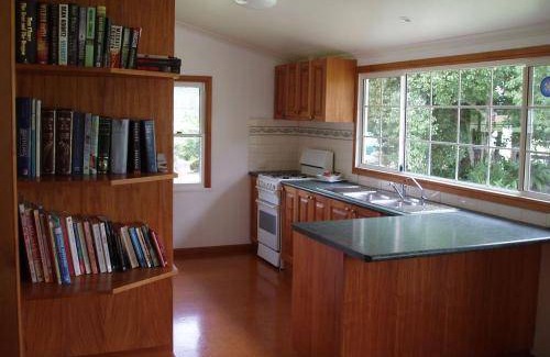 King Scrub House | 160 m² House ∙ 3 bedrooms ∙ 6 guests