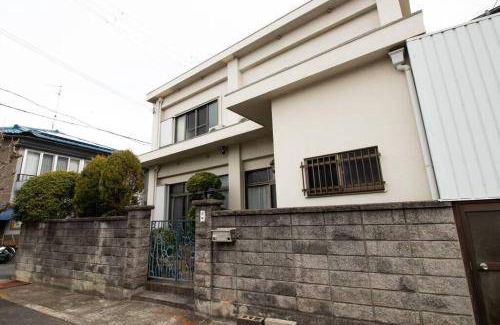 Kaizuka House | 160 m² House ∙ 4 bedrooms ∙ 13 guests