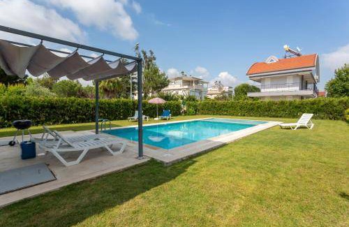 Bogazkent Villa | 160 m² Villa ∙ 4 bedrooms ∙ 10 guests