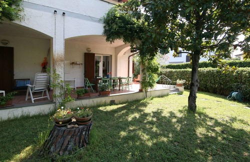 Forte dei Marmi Villa | 160 m² Villa ∙ 4 bedrooms ∙ 8 guests