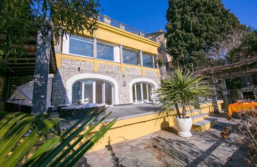Cressogno Villa | 160 m² Villa ∙ 4 bedrooms ∙ 8 guests