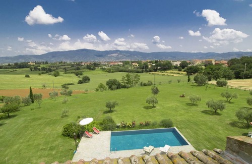 Cortona Villa | 160 m² Villa ∙ 4 bedrooms ∙ 9 guests