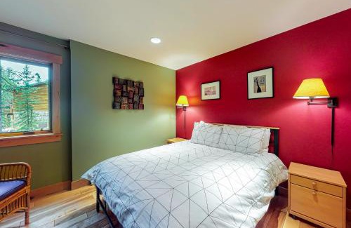 Woodmoor House | 161 Emmett Lode