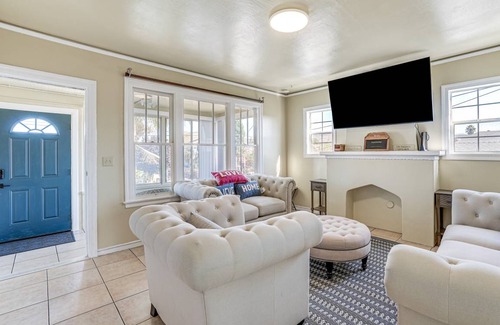Oakland Apartment | 163 m² Apartment ∙ 2 bedrooms ∙ 6 guests