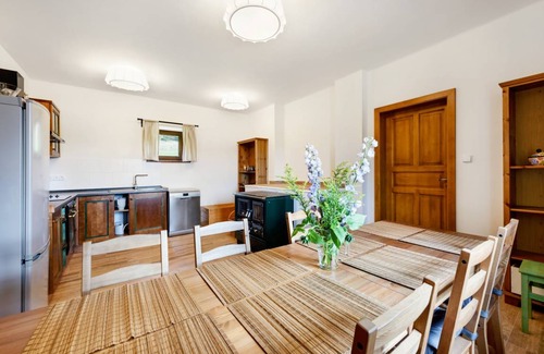 Varvazov Villa | 164 m² Villa ∙ 3 bedrooms ∙ 10 guests