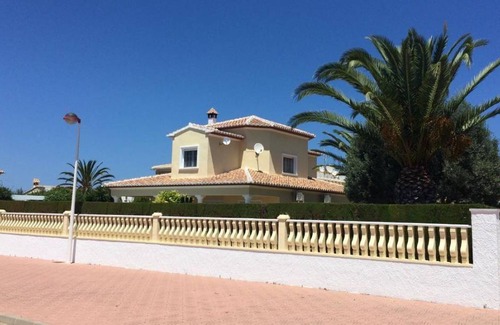 Els Poblets House | 165 m² House ∙ 3 bedrooms ∙ 6 guests