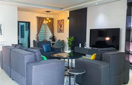 Ofin Apartment | 166 m² Apartment ∙ 3 bedrooms ∙ 6 guests