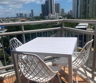 Surfers Paradise Hotel | 166 m² Hotel ∙ 3 bedrooms ∙ 6 guests