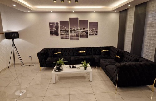 Region Hannover District House | 166 m² House ∙ 4 bedrooms ∙ 10 guests