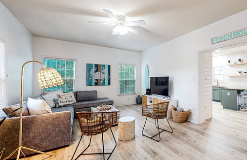 Folly Beach House | 167 m² House ∙ 3 bedrooms ∙ 8 guests