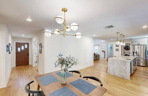 Barton Hills House | 169 m² House ∙ 4 bedrooms ∙ 8 guests