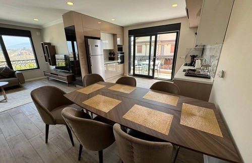 Basiskele Apartment | 170 m² Apartment ∙ 3 bedrooms ∙ 6 guests