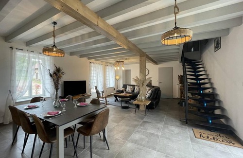 Louroux-Hodement Cottage | 170 m² Cabin ∙ 5 bedrooms ∙ 10 guests