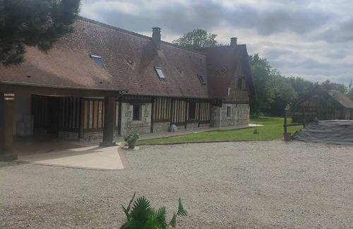 Le Bois-Hellain House | 170 m² House ∙ 4 bedrooms ∙ 14 guests