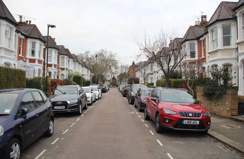 Twickenham Riverside House | 170 m² House ∙ 3 bedrooms ∙ 6 guests