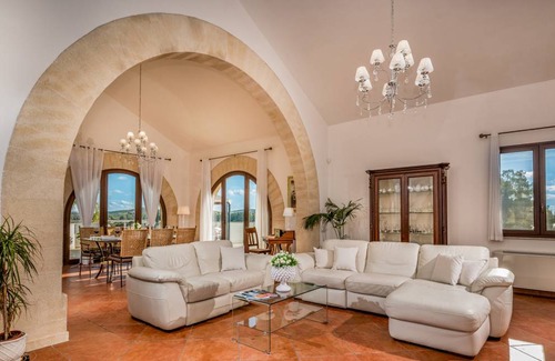 Paceco Villa | 170 m² Villa ∙ 3 bedrooms ∙ 6 guests