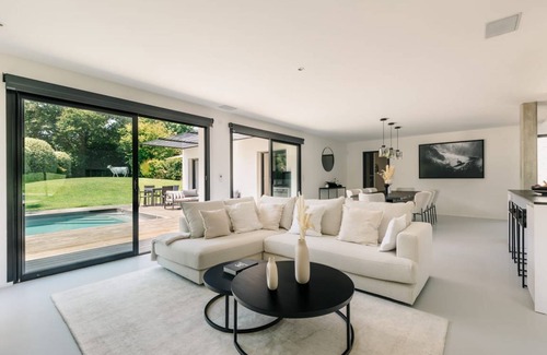 Biarritz Villa | 170 m² Villa ∙ 4 bedrooms ∙ 8 guests