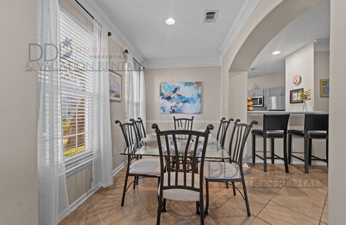 Gulfport Boat Rental | 1701V Short walk to the beach