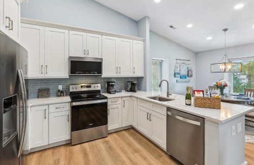 South Beach Villa | 1740 Bluff Villa