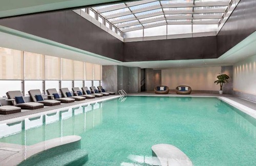 Yuzhong Hotel | 178 m² Hotel ∙ 4 bedrooms ∙ 127 guests