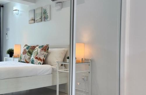 Sunnybank House | 17A Olive Studio in Sunnybank