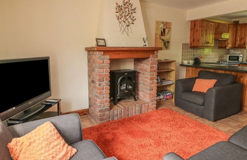 Glengarriff Cottage | 18 Dalewood