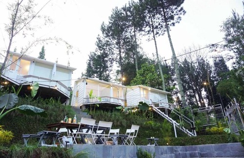 Ciumbuleuit House | 18 m² House ∙ 2 bedrooms ∙ 4 guests