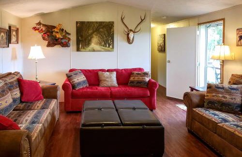 Dornsife House | 180-Acre Farm The Lodge in Klingerstown!