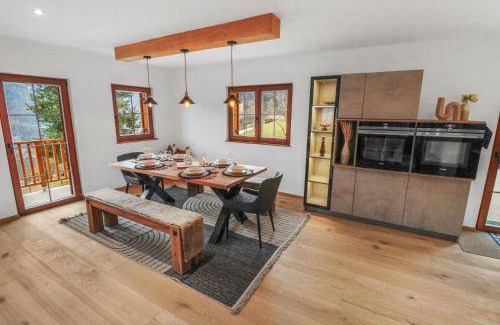 Ormont-Dessous Ski Chalet | 180 m² Chalet ∙ 3 bedrooms ∙ 10 guests