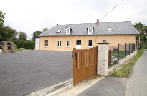 Vesly House | 180 m² Gîte ∙ 5 bedrooms ∙ 13 guests